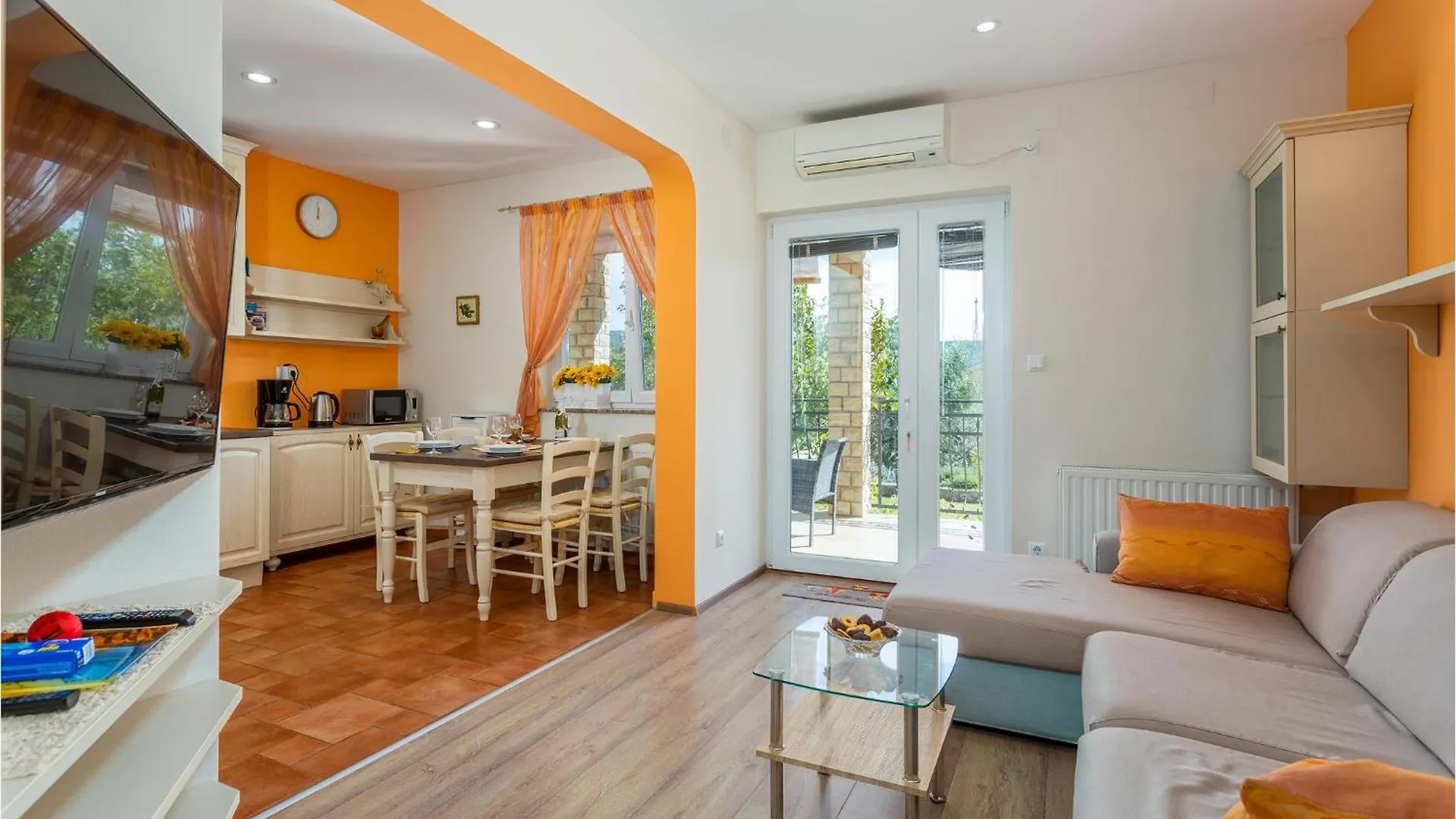 2 Bedroom Nice Apartment In Kornić Croacia
